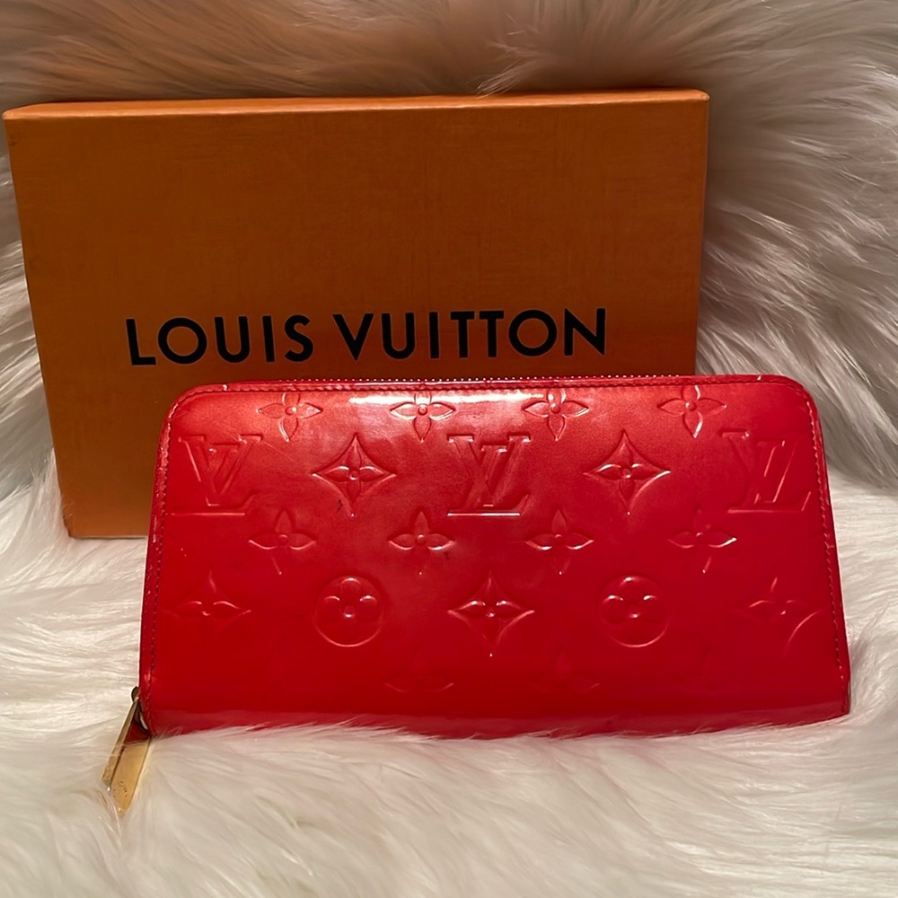 Louis Vuitton Red Monogram Vernis wallet with Box